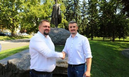 Ismét az antiszemita jelöltben bízik a Jobbik