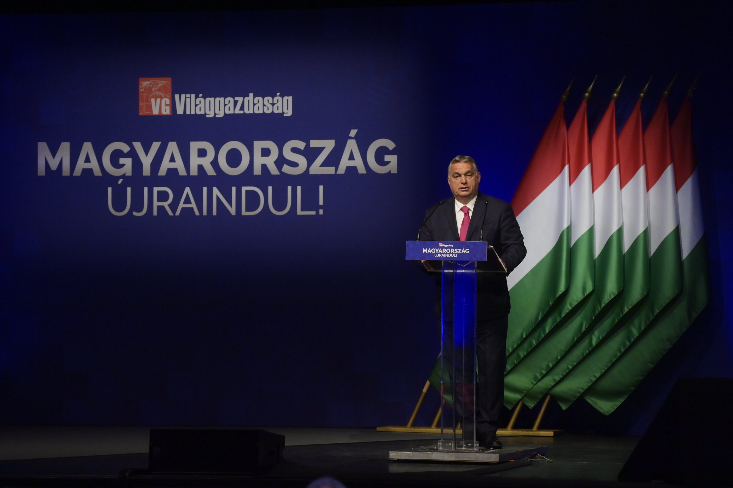 Orbán Viktor: 200 ezer forintos minimálbér a cél
