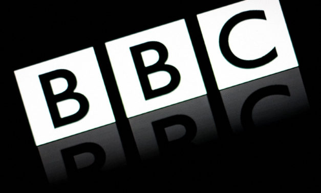 A BBC nem engedi, hogy a magyar közmédia leadja a Szijjártó-interjút