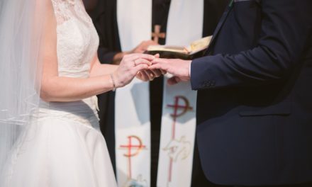 A templomi házasság növeli a boldogság esélyeit!