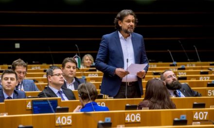 Visszakapták helyeiket az EP szakbizottságaiban a Fideszes képviselők