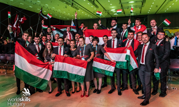 Magyar informatikusok kiemelkedő sikere a szakmák Európa bajnokságán