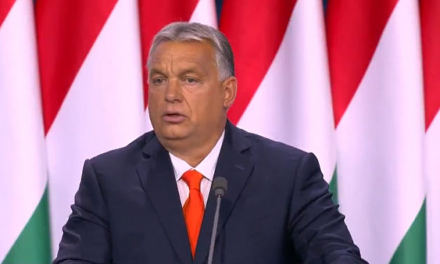 Orbán Viktor évértékelővel indítja el a kormánypárti kampányt