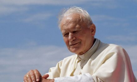 Tizenhét évvel ezelőtt halt meg II. János Pál pápa