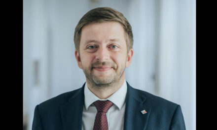 Cseh belügyminiszter: Magyar útlevéllel ukrán állampolgárok nem számíthatnak segítségre Csehországban