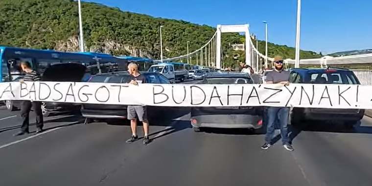 Tüntetés Budaháziért