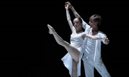 A balett „a fehér európai eszmék köré épült” és túlságosan „nemi alapú”.
