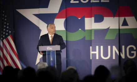 Orbán Viktor nyitóbeszédet mond a világ legnagyobb konzervatív rendezvényén