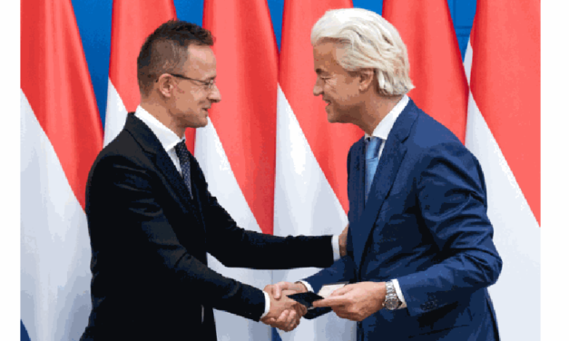 A Magyar Érdemrend középkeresztjével tüntették ki Geert Wilders holland képviselőt