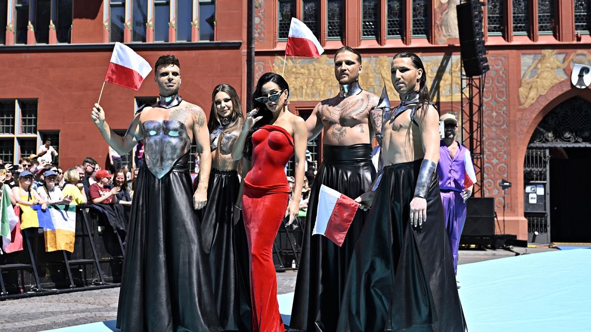 Az Eurovision lehetővé teszi az európai zászlót a közönség rajongói számára, de nem a művészek számára a színpadon