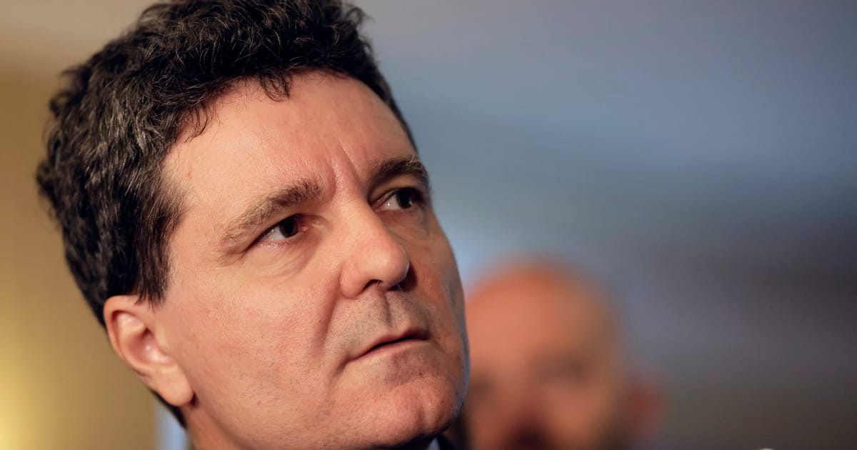 A „szégyenteljes” szocialisták vonzzák az EU törvényhozói haragját, hogy ne támogassák Románia centrista jelöltjét