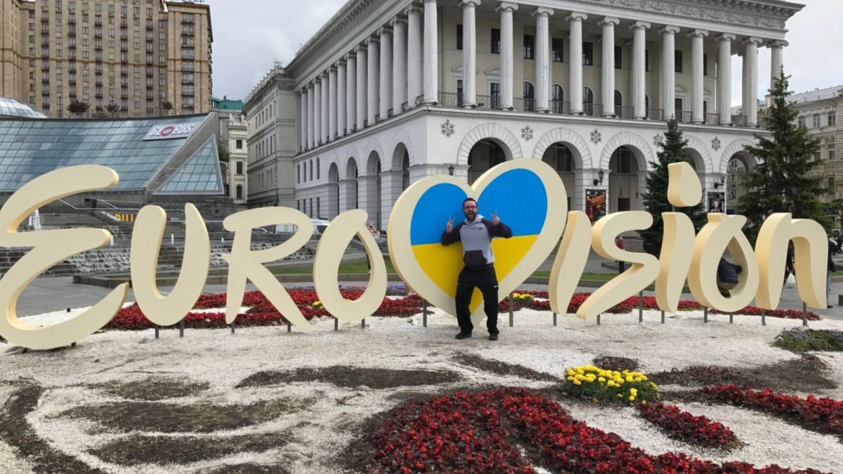 Találkozzon Esc Tom: Az ír szuper rajongó, aki Eurovíziós Dalverseny szakértőjévé vált