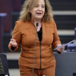 Az EPP nem kormányzati szervezetek háborúja éket vezet az Európa Politikai Központján