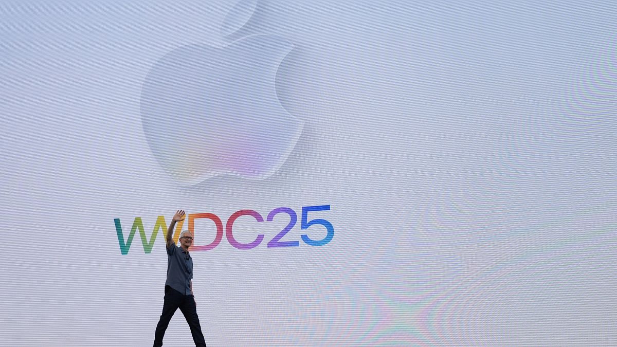 Elnémított AI, 'Liquid Glass' és élő fordítás: Az Apple 26 legfrissebb frissítései