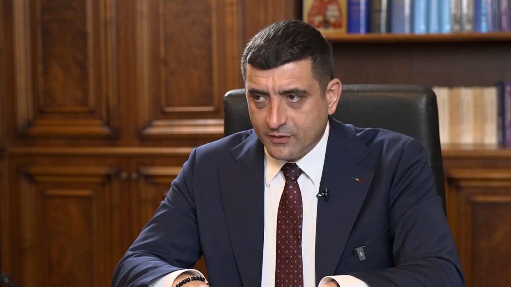 „Pozíciónk nagyon világos. Ez egy orosz háború Ukrajna ellen ” - mondja Simion