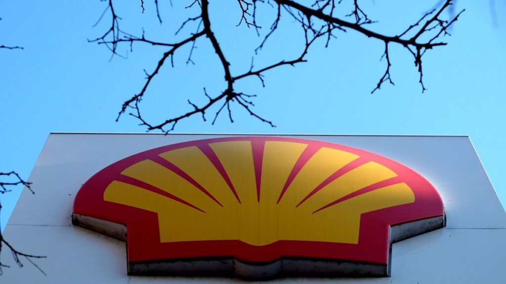 A Shell több milliárd részvény-visszavásárlást indít az elvárások verése után