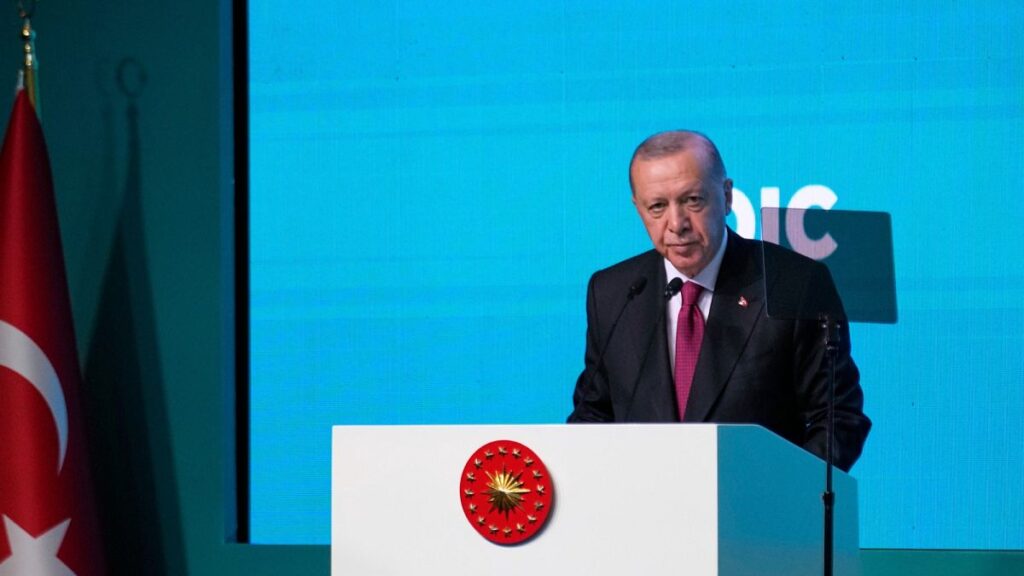 Erdogan török elnök figyelmezteti az új Sykes-Picot rendet a Közel-Keleten