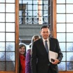Portugália a SNAP választásokra, mivel a kormány elveszíti a bizalom szavazását