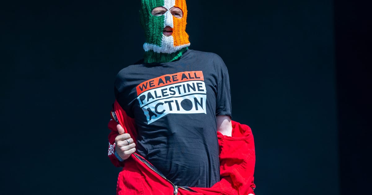 Magyarország tiltja az ír ír-Palestinian Band térdsapkát