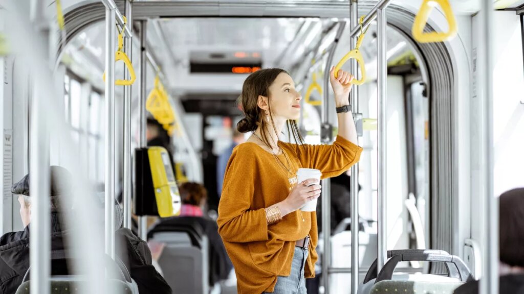 A főváros helyi lakosai a tömegközlekedésüknek a legboldogabbak. Hogyan viszonyul Európa többi része?