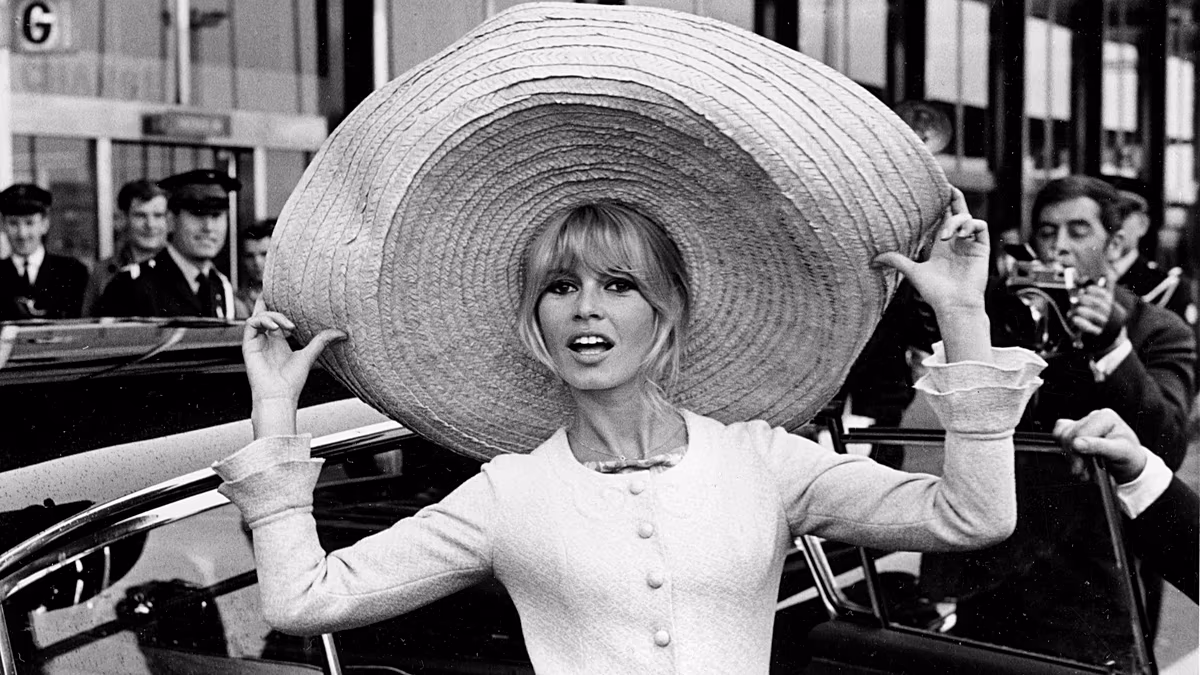 91 éves korában elhunyt a legendás francia színésznő, Brigitte Bardot