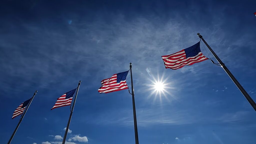 Az Egyesült Államok felfüggeszti a bevándorlói vízumkezelést 75 ország állampolgárai számára – közölte a Fehér Ház