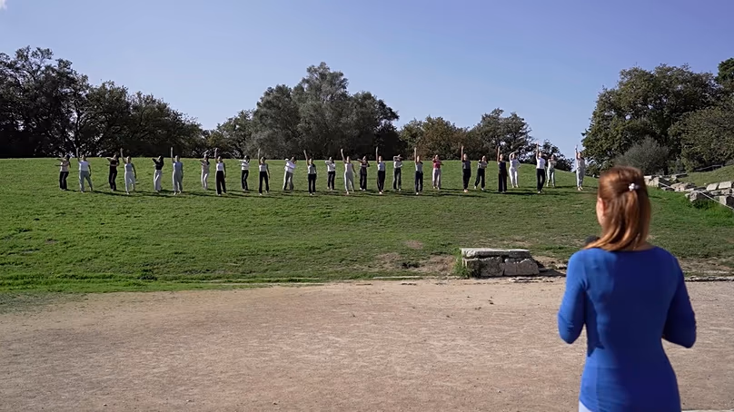 Artemis Ignatiou utasításokat ad