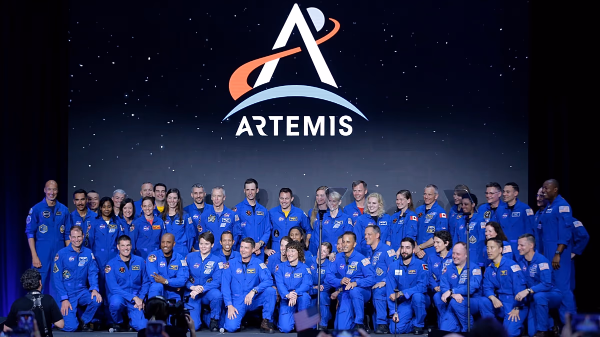 Az emberek 50 év után először indulnak vissza a Hold felé: Minden, amit a NASA Artemis II-jéről tudni