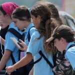 Ausztrália 16 éven aluliak közösségi médiájának betiltása: Hogyan zajlik egy hónappal a törvény hatályba lépése óta?