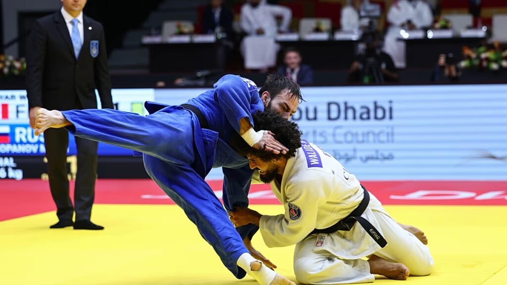 Az 1. nap legfontosabb eseményei: A bajnokok ragyognak az Abu Dhabi Grand Slam-versenyen, ahogy a World Judo Tour visszatér