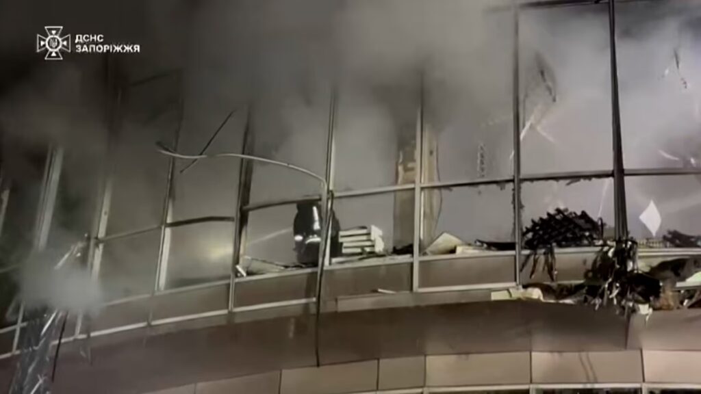 Az orosz erők légicsapásokkal veszik célba Zaporizzsját