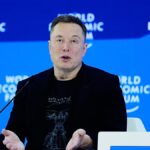 Elon Musk a robotok többségének jövőjét jósolja az első davosi megjelenéskor