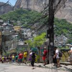 „Megbélyegzett terület”: Miért hagyták el a turisták Rio „pompás” látnivalóit ezekért a favelákért