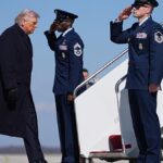 Trump „nincs elragadtatva” az iráni tárgyalások előrehaladásától, katonai akciót fontolgat