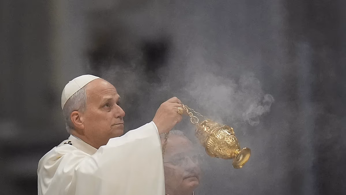 A Vatikán mesterséges intelligencia segítségével fordítja le a szentmisét 60 nyelvre a Szent Péter-bazilikában