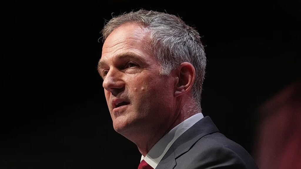 A brit bájoffenzíva a „Made in Europe”-ról indul, miközben London szorosabbra törekszik az EU-val