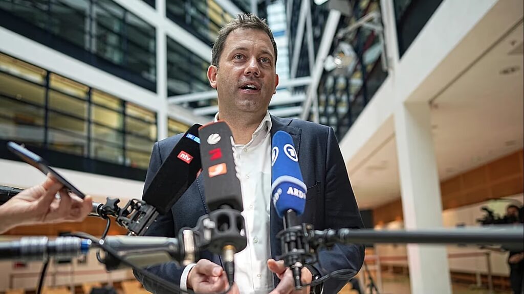 A digitális euró késleltetése árt Európának – mondta a német alkancellár