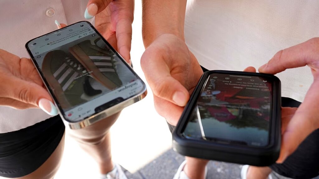 Az Európai Bizottság uniós szintű „akciótervet” jelentett be az internetes zaklatás leküzdésére