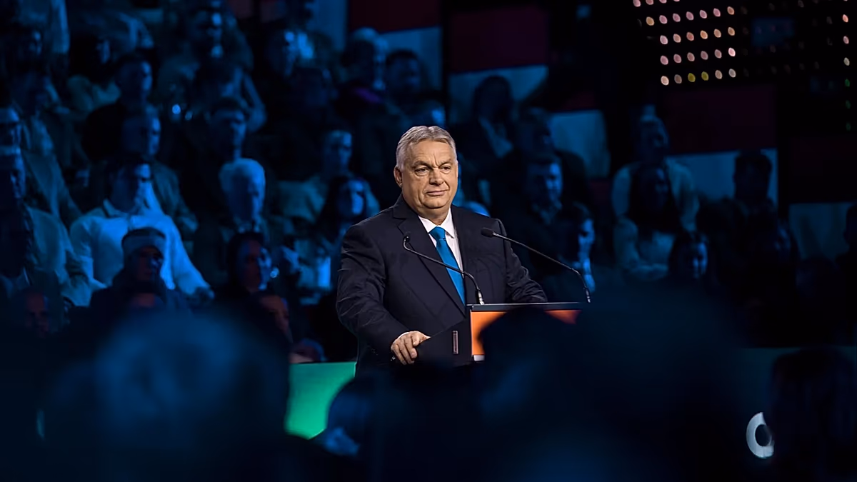Orbán primitívnek és komolytalannak ítéli a „Putyinozást”, ahogy Brüsszelt nyilvánítja valós fenyegetésnek