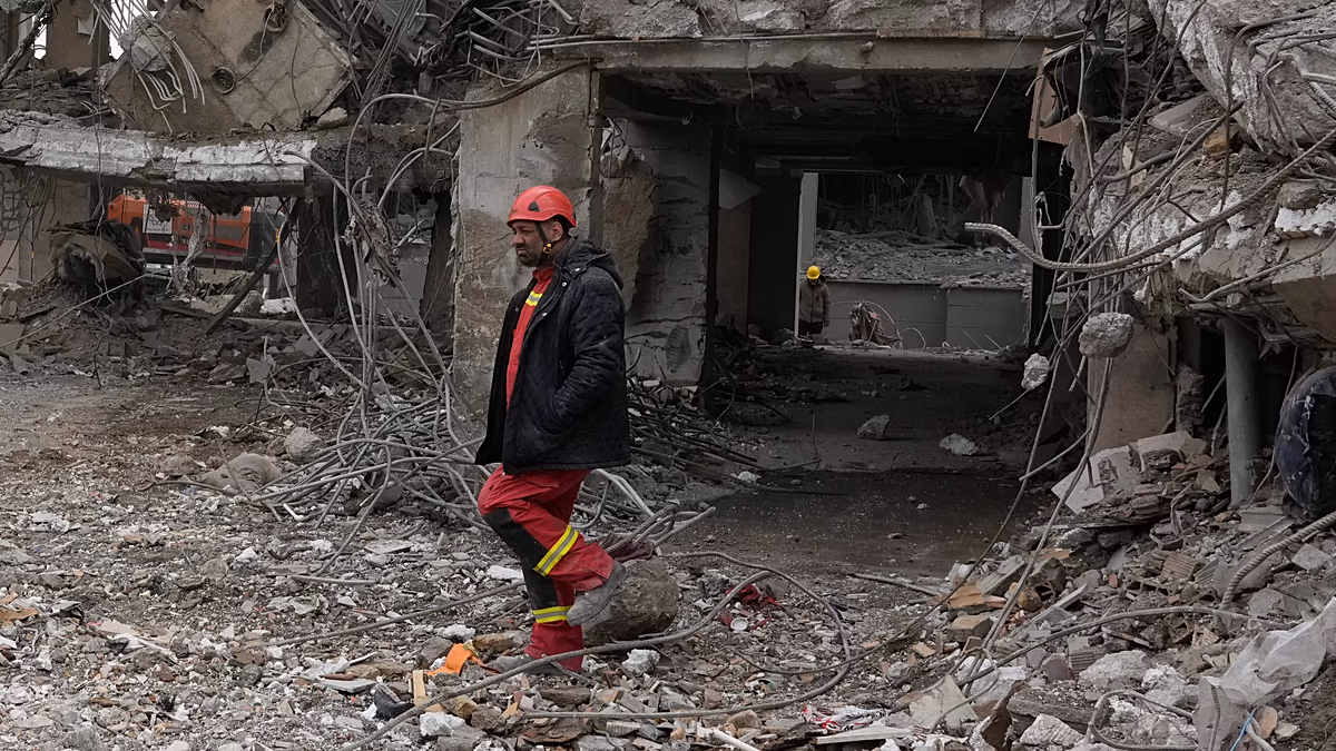 Egy francia katona életét vesztette Irakban, miközben az iráni háború továbbterjed a régióban