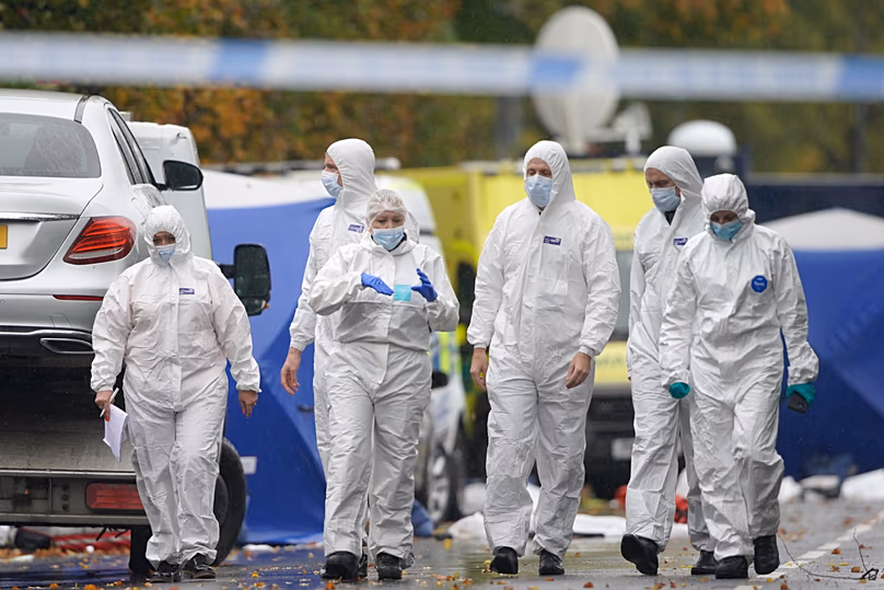 Manchesterben 2025 őszén az angliai Manchester város északi részén található zsinagóga előtt két embert öltek meg.