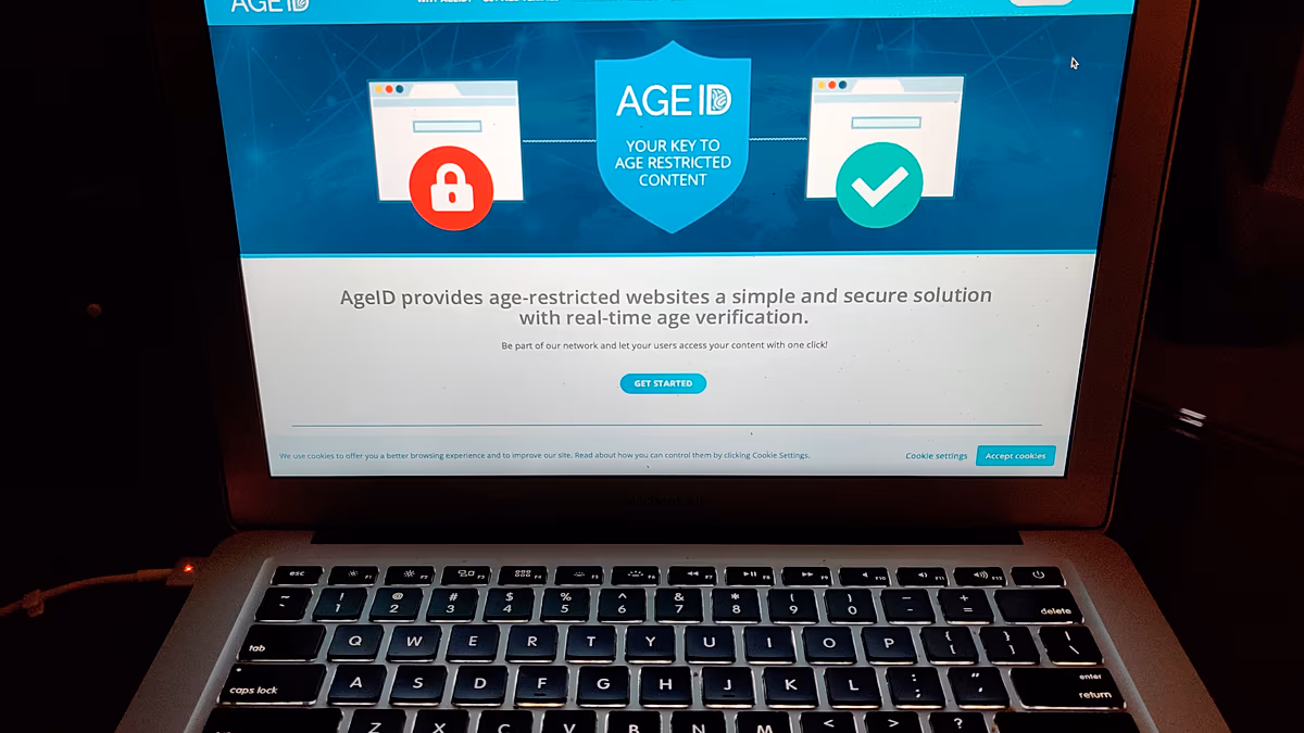 Ausztrália hozzáadja a korellenőrzést az AI chatbotokhoz, a felnőtt játékokhoz és a keresőmotorokhoz