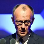 Az EU visszautasítja az Egyesült Államok azon döntését, hogy enyhítse a tengeren rekedt orosz olajjal szembeni szankciókat