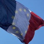 Francia blokád fenyegeti a Bizottság azon terveit, hogy gyorsítsák az angol nyelvű kereskedelmi ügyleteket