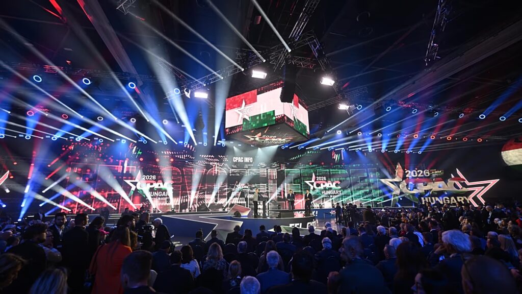 Orbán ígéri, hogy „betöri a progresszívek kapuit Brüsszelben”, ha megnyeri a választásokat