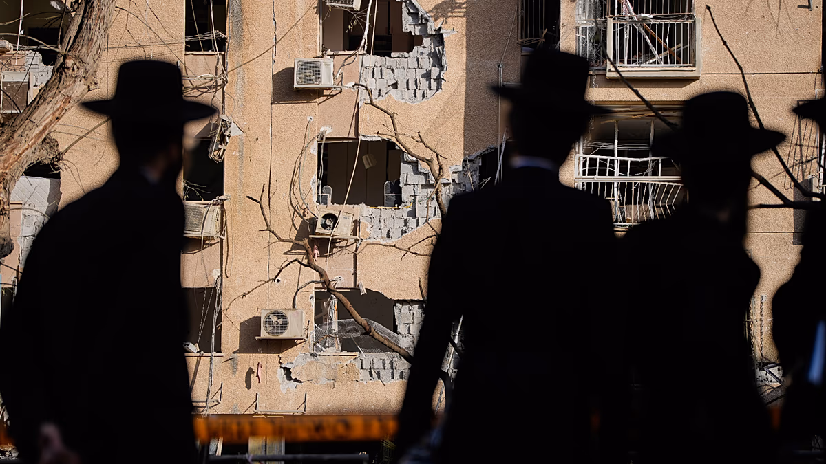 Több mint 160-an megsérültek két iráni rakétacsapásban Izrael déli részén