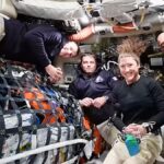 Az Artemis II űrhajósai a Föld körül eltöltött nap után elindulnak a Hold felé