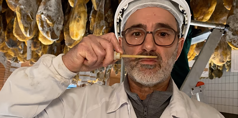 Manuel Vega, mester minőségellenőrzés