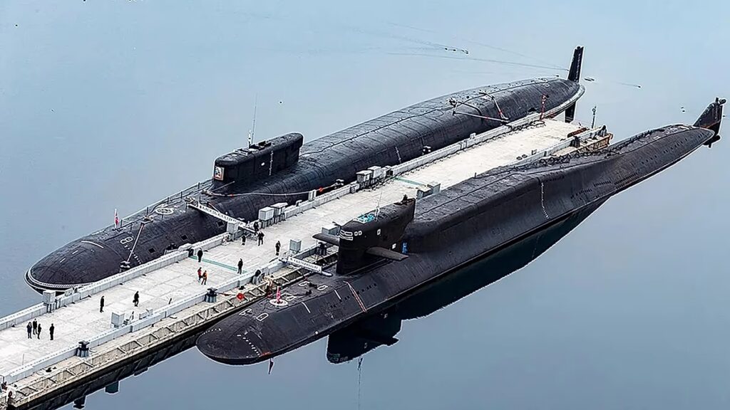 Az Egyesült Királyság és Norvégia meghiúsítja az orosz tengeralattjáró tervet az Atlanti-óceán északi részének tenger alatti kábeleinek felmérésére