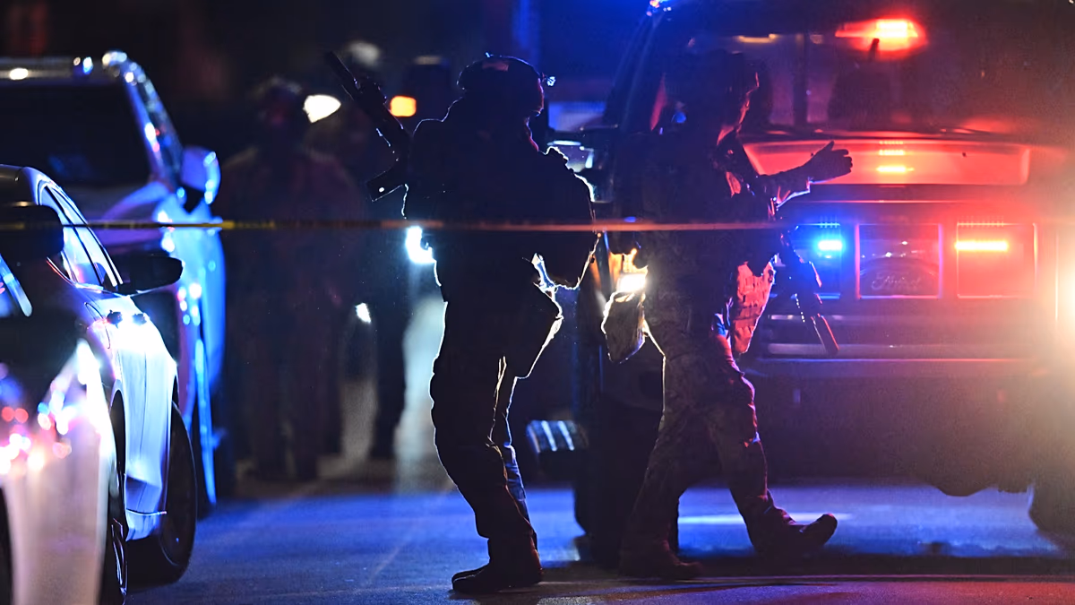 Ki az a Cole Allen? Amit a Fehér Ház sajtóvacsora lövöldözés gyanúsítottjáról tudunk